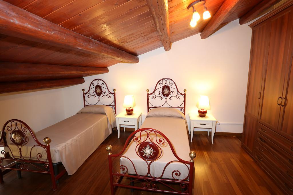 Serravalle Relais & Country Villa With Private Pool - Esclusive Use Chiaramonte Gulfi Zimmer foto