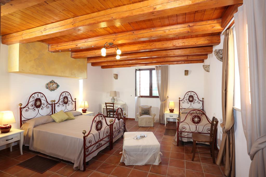 Serravalle Relais & Country Villa With Private Pool - Esclusive Use Chiaramonte Gulfi Zimmer foto